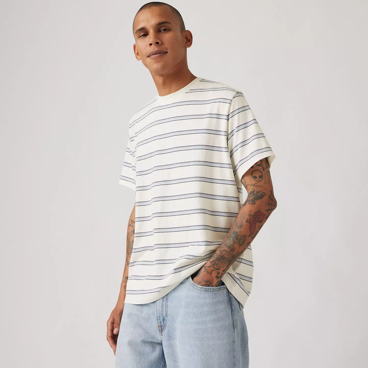 

Футболка Essential Levi's, цвет Spring Stripe Egret - White