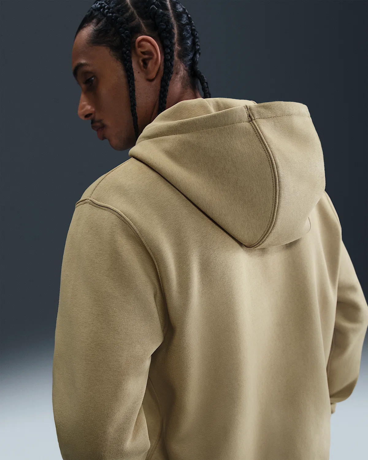 Мужская флисовая кофта на молнии Nike Club, Parachute Beige/Parachute Beige/White — фото 2