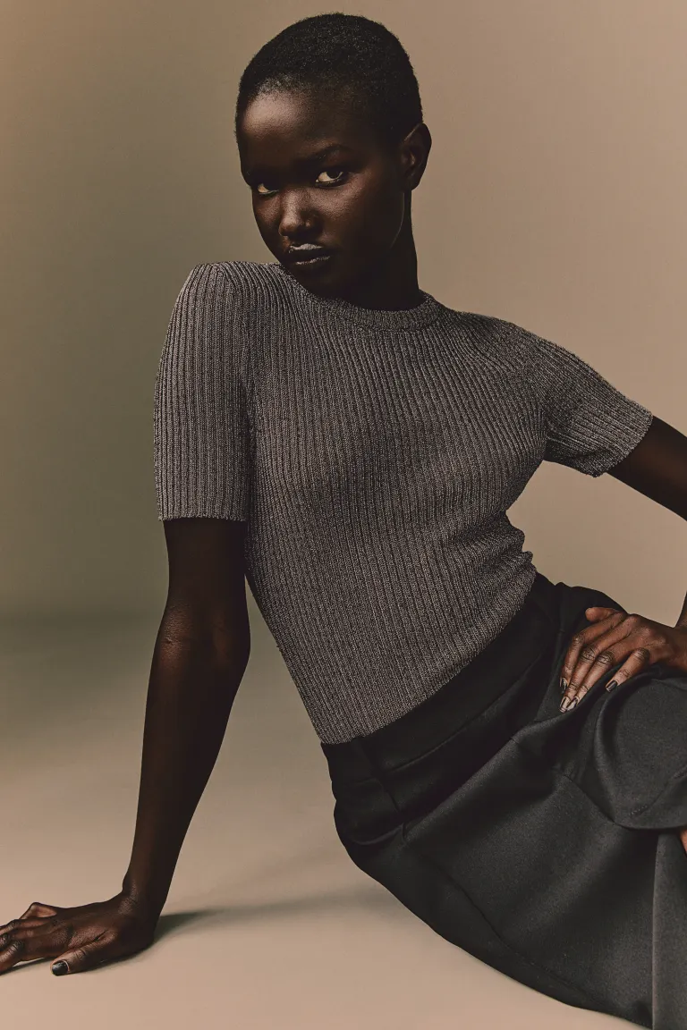 

Блуза на резинке цвета металлик H&M, серый
