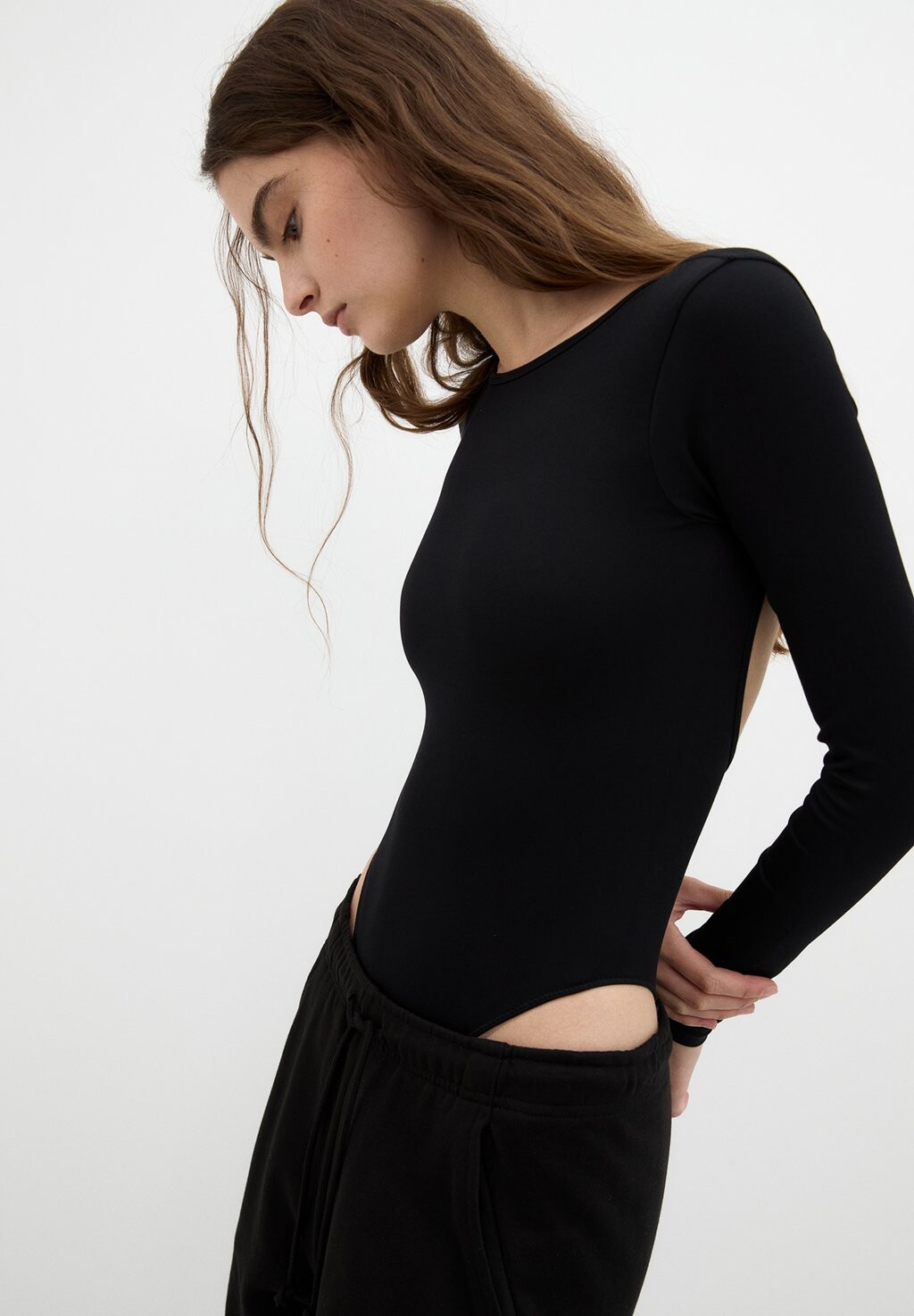 

Топ с длинными рукавами OPEN BACK PULL&BEAR, черный