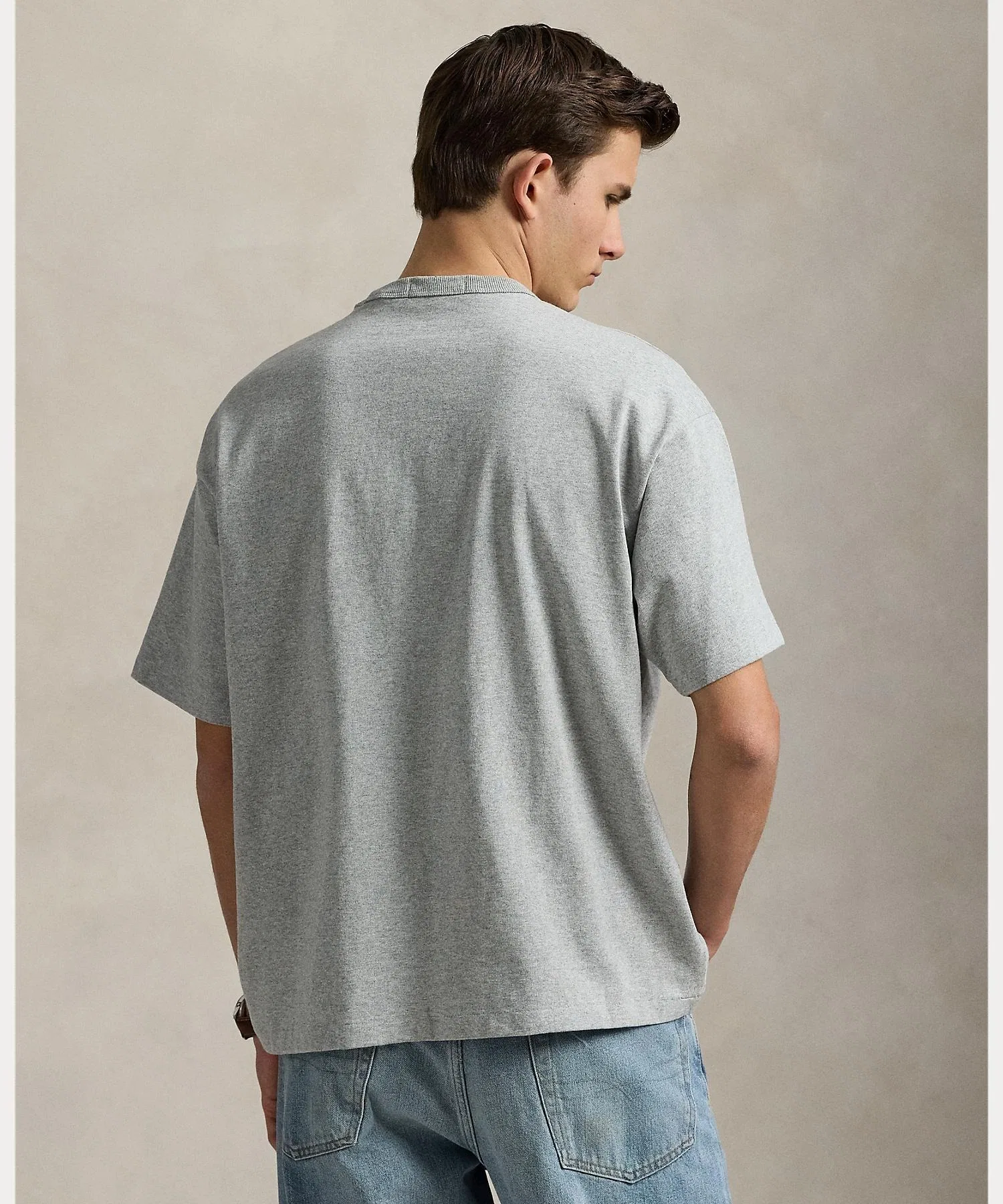 Мужская хлопковая футболка POLO RALPH LAUREN с карманом серого цвета — фото 4