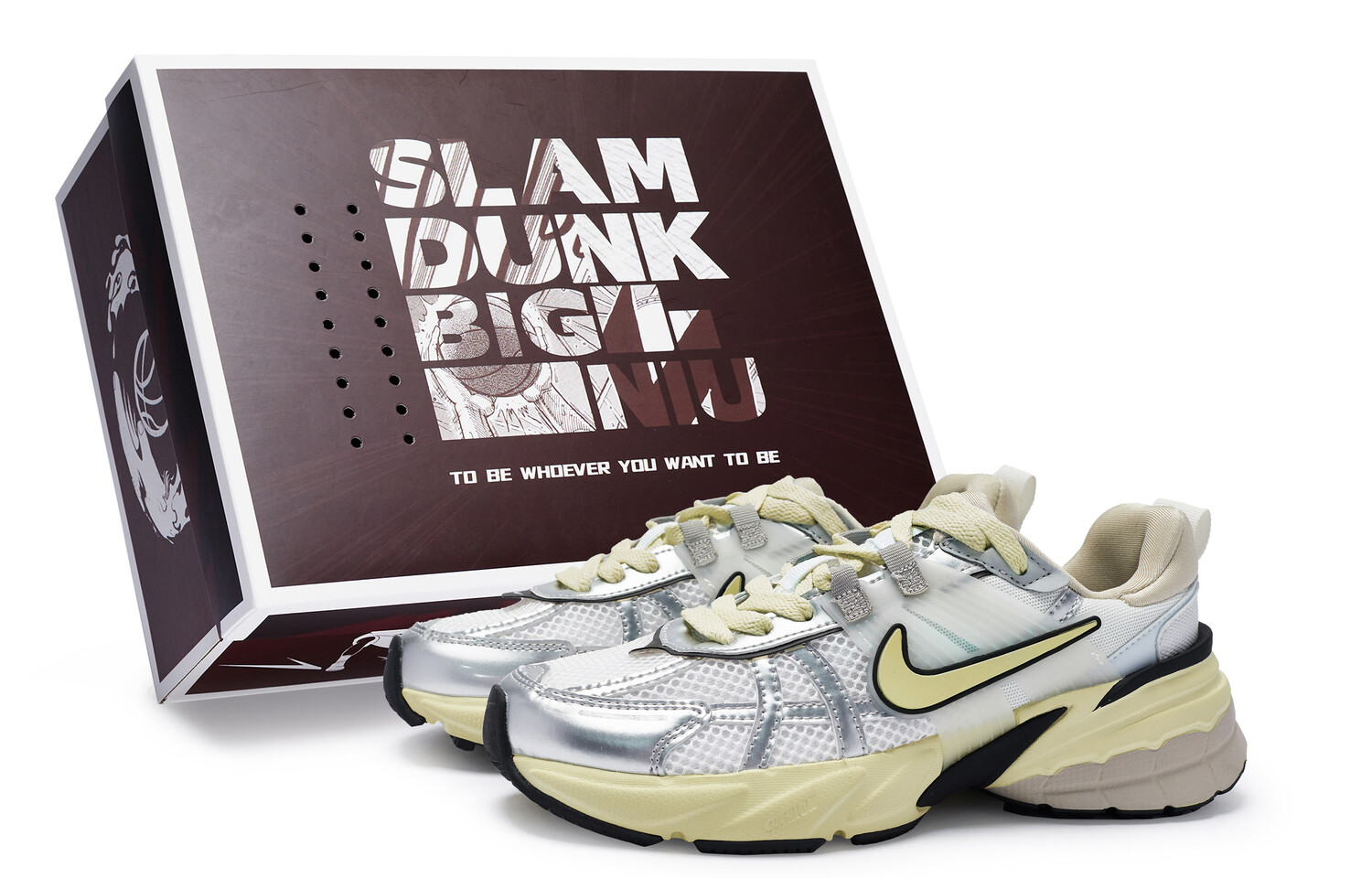 

Кроссовки для бега V2K Run женские с низким верхом, серебристо-бежевые Nike