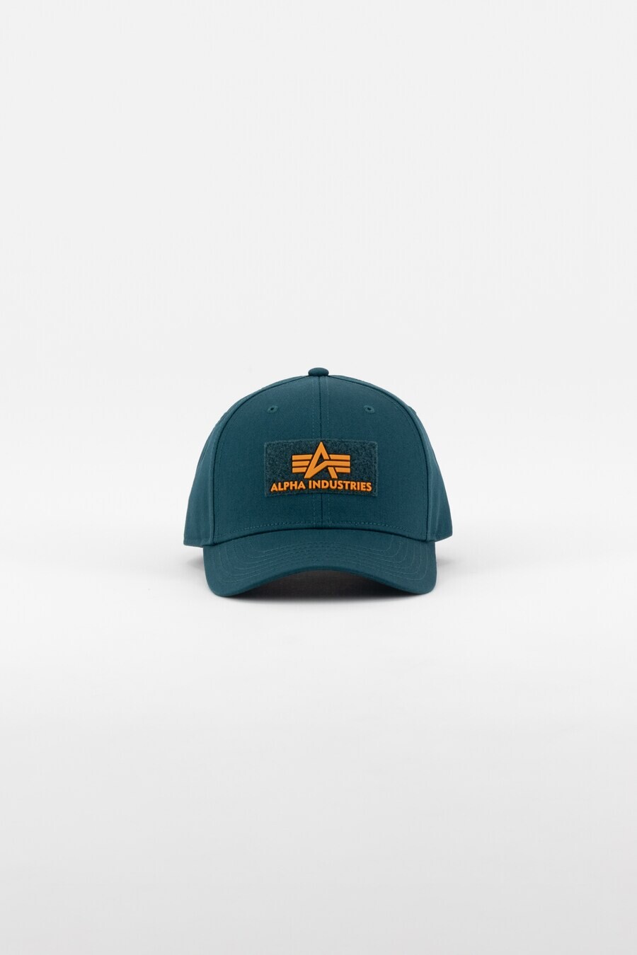 

Бейсболка ALPHA INDUSTRIES Cap, изумрудный