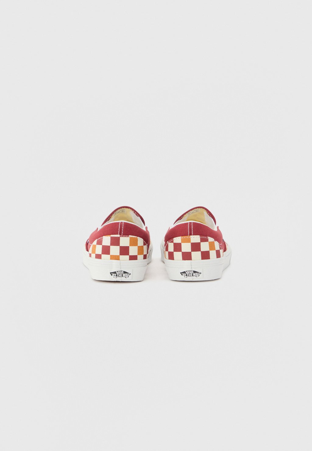 Кроссовки CLASSIC UNISEX - Slip-ons Vans, красный — фото 3