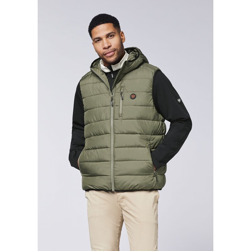 

Жилет утепленный, стандартный крой Chiemsee, зеленый