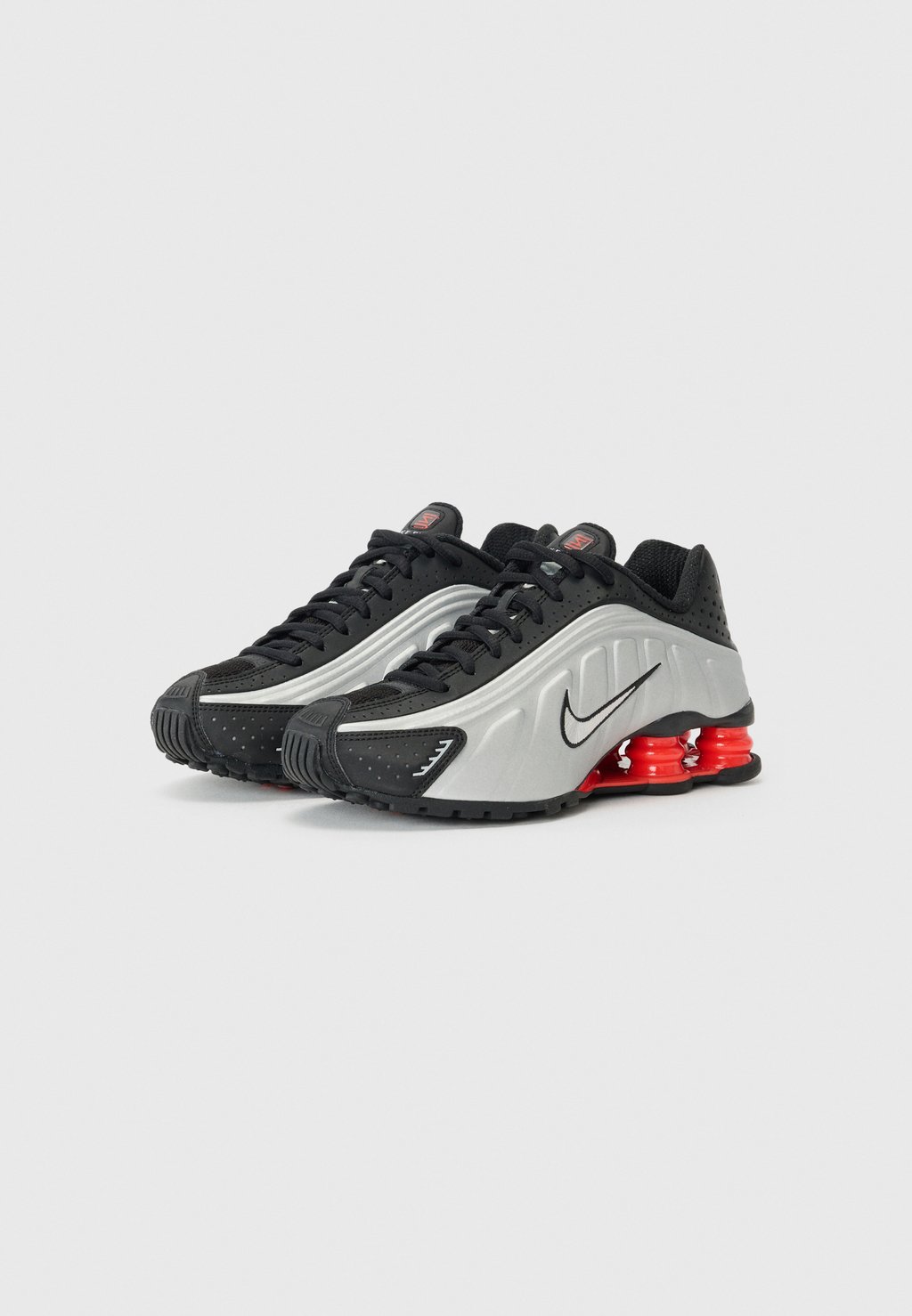 Кроссовки SHOX R4 Nike Sportswear, серебряный — фото 2
