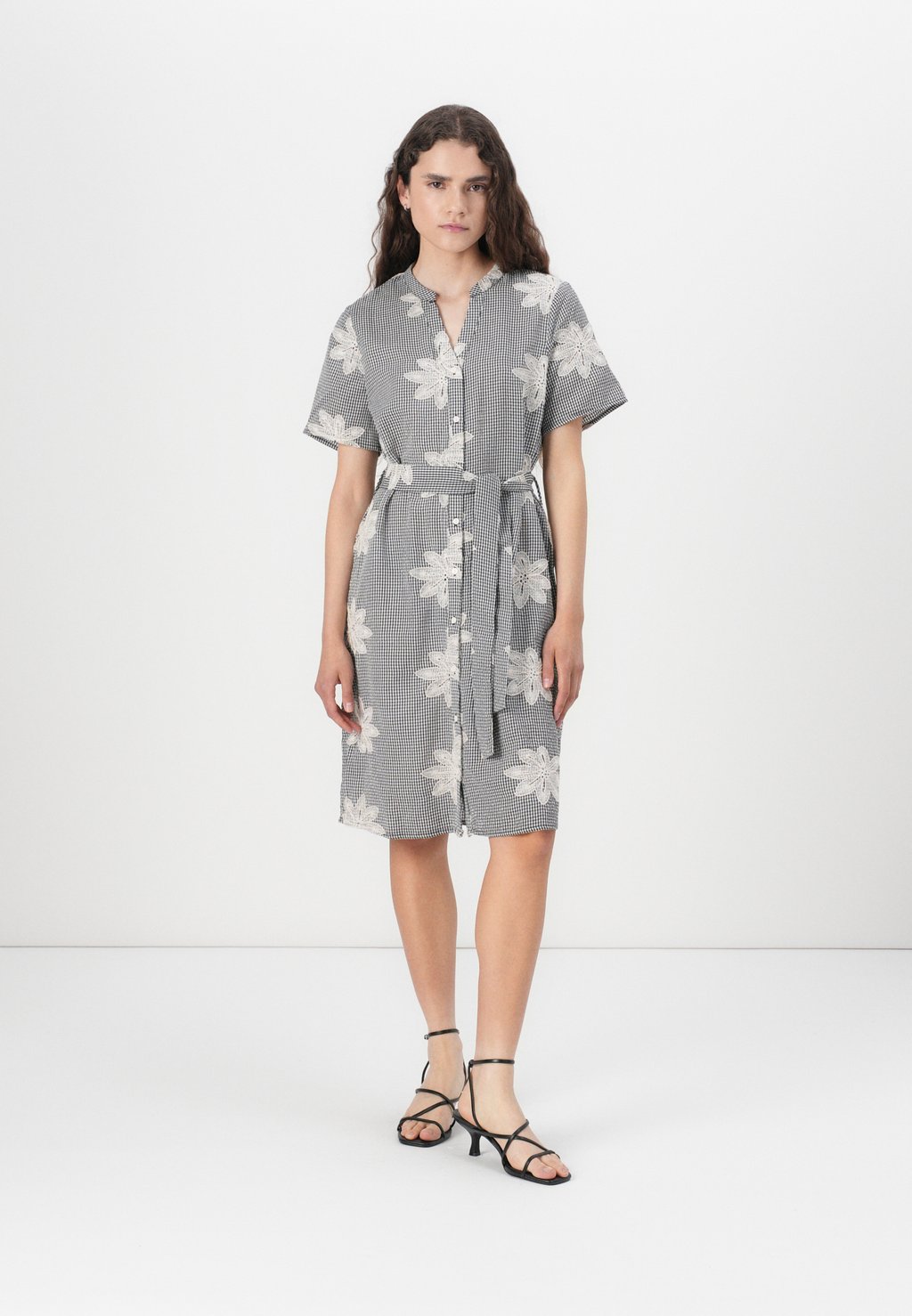 

Повседневное платье OBJPENNY SHORT DRESS Object, черный