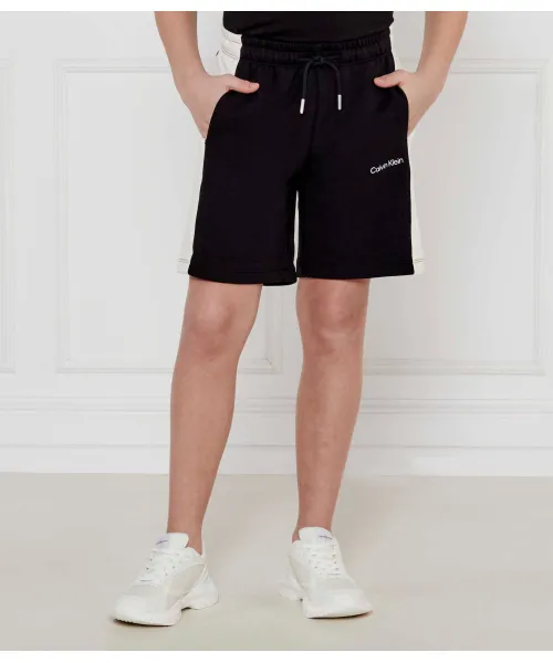 

Шорты Relaxed fit Calvin Klein Jeans, черный