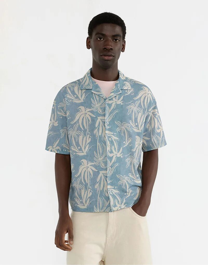 

Рубашка Pull&Bear Blue с короткими рукавами и принтом синего цвета