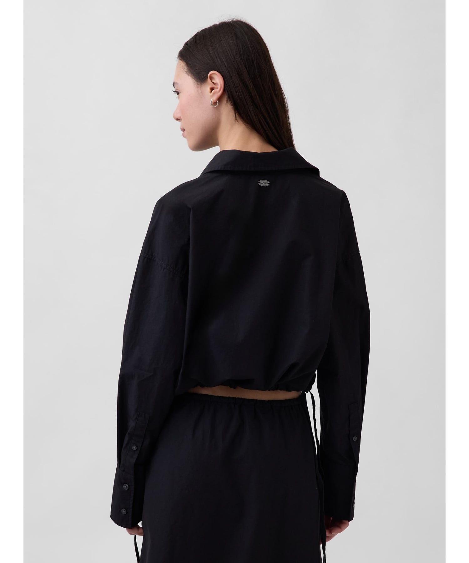 (W) Укороченная рубашка оверсайз из поплина с ленточным краем GAP, BLACK — фото 3