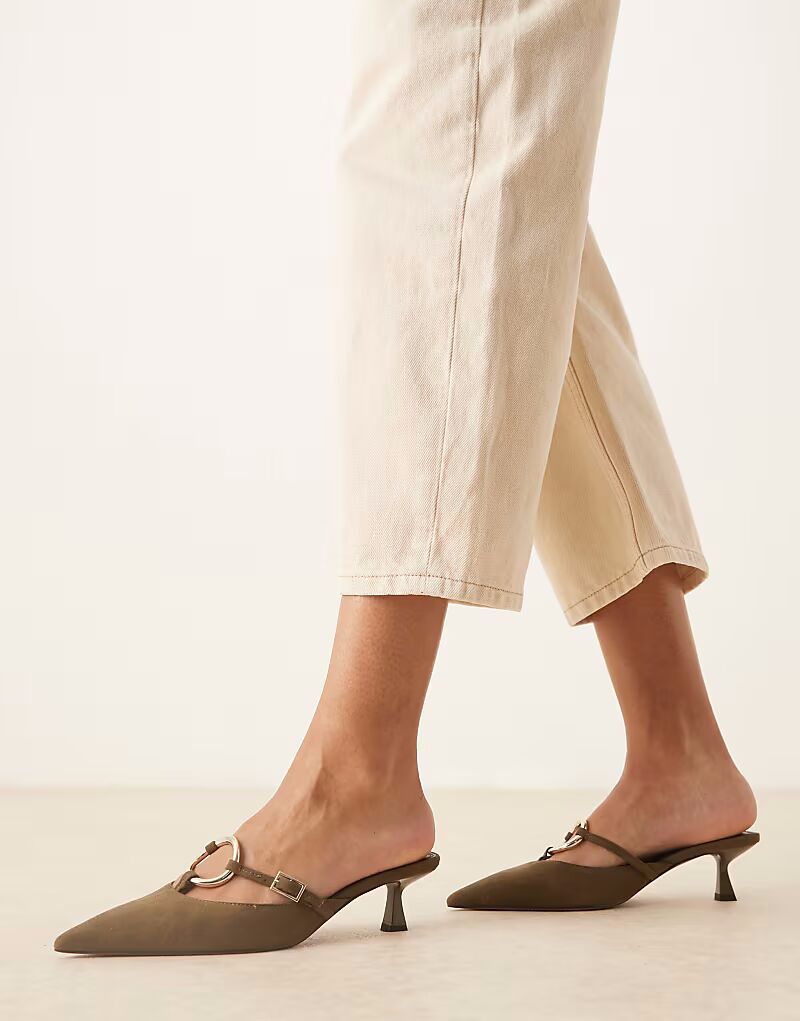Туфли-мюли ASOS DESIGN Shay на каблуке-рюмочке из замши цвета хаки с кольцевой отделкой