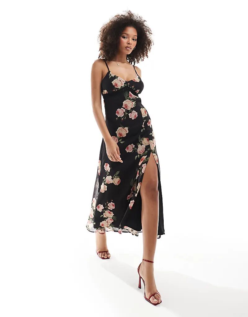 

Шифоновое платье-комбинация с кружевной отделкой и крупным принтом роз Miss Selfridge