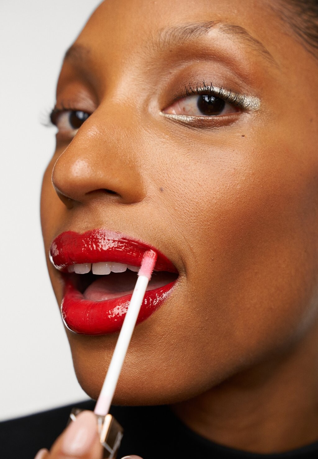 

Блеск для губ Afterglow Lip Shine NARS, цвет triple x