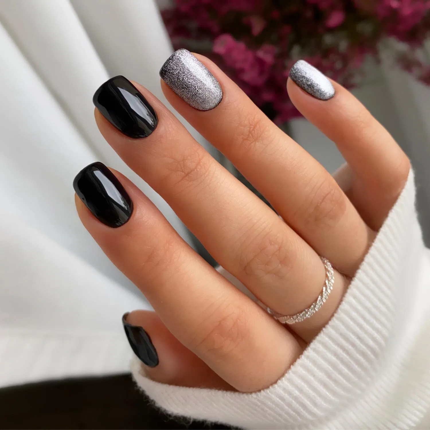Матовый топ для гель-лака «334 Silver Lavender» от Semilac Semilac, 334 Silver Lavender — фото 4