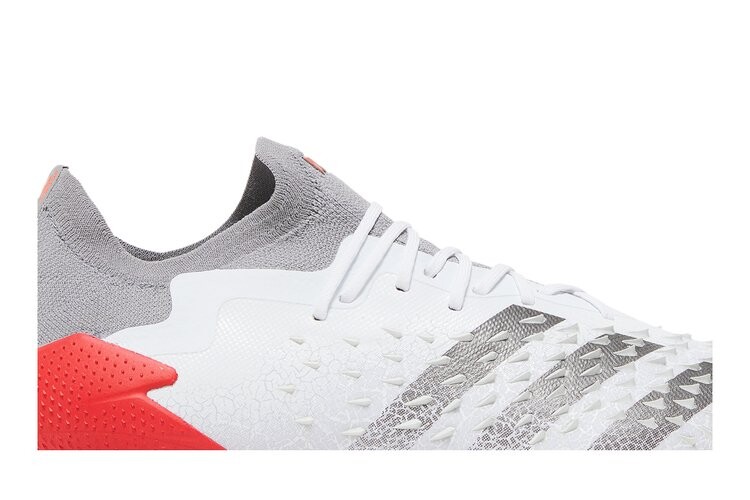 Кроссовки Adidas Predator Freak.1 Low FG, белый — фото 2