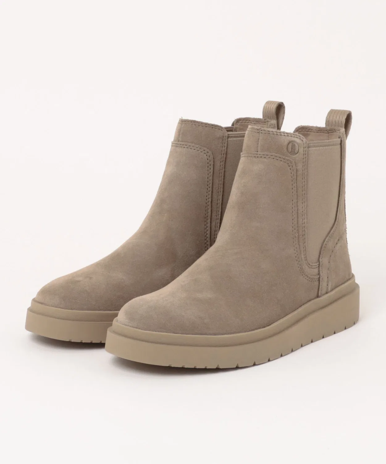 Ботинки челси Clarks POLDEN EASY из премиум замши, на C360 EVA подошве, цвет санд беж