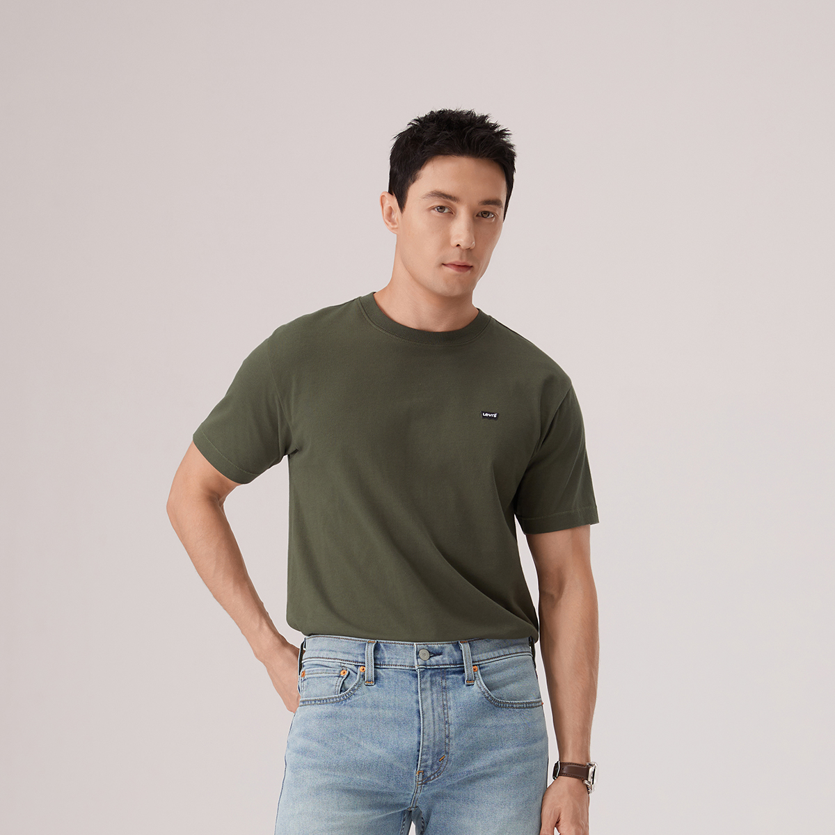 Levis Футболка Unisex Army Green Crew Neck — фото 3