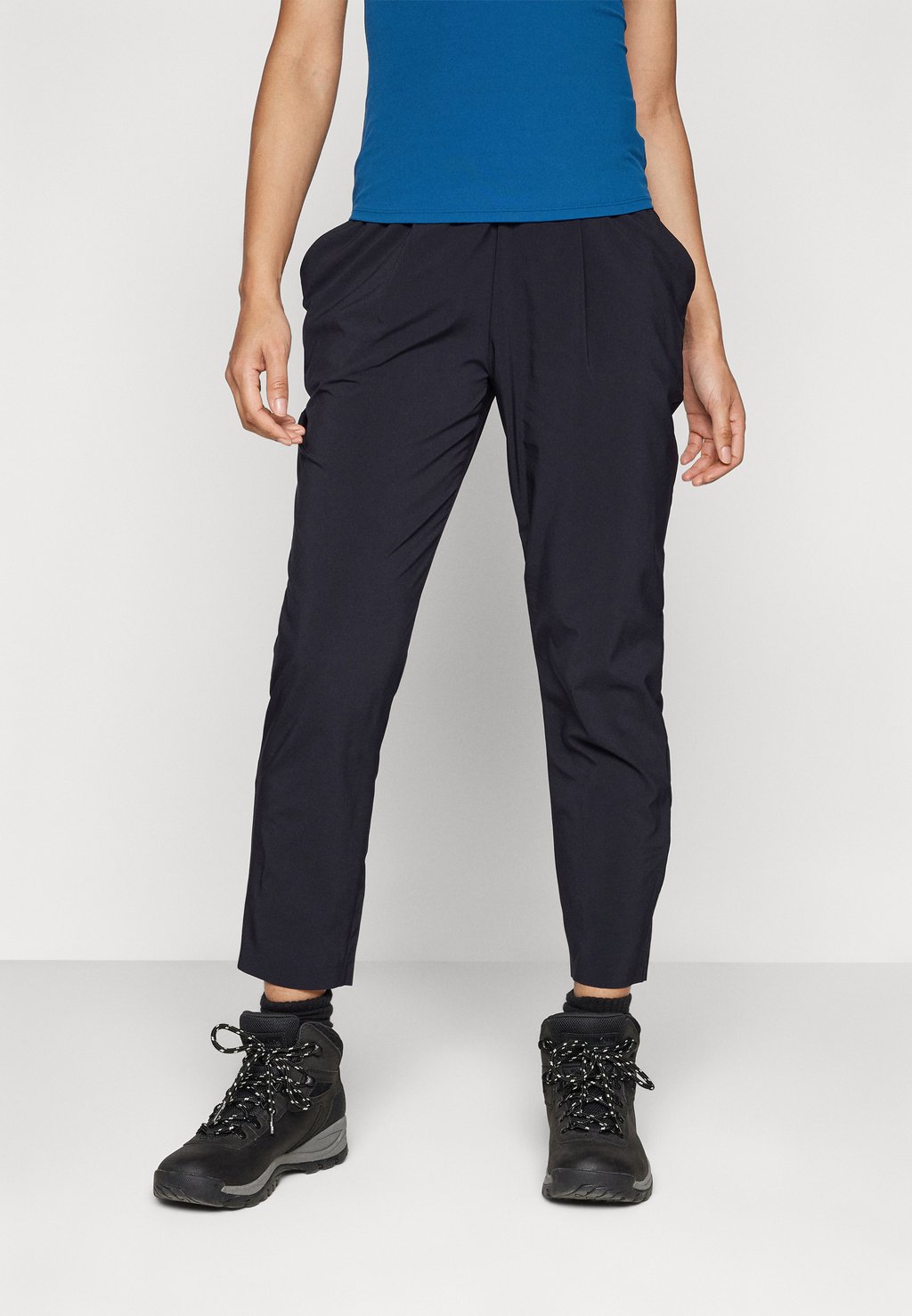 

Брюки для активного отдыха COMET PANTS Salomon, черный