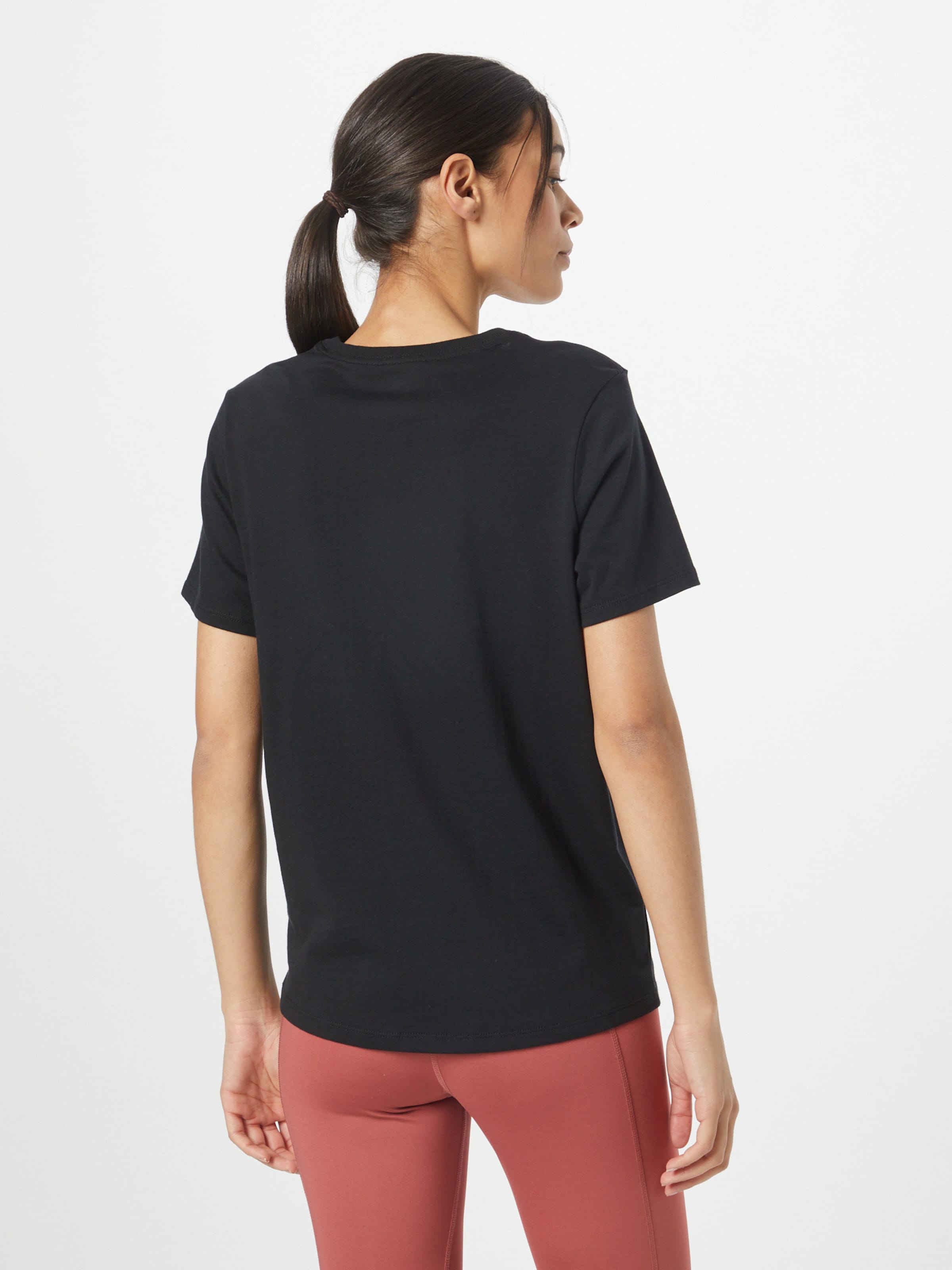 Nike Sportswear Футболка 'Essential' в черном цвете — фото 4