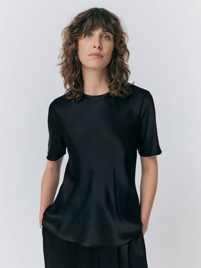 

Айви атласная футболка Ghost, Black