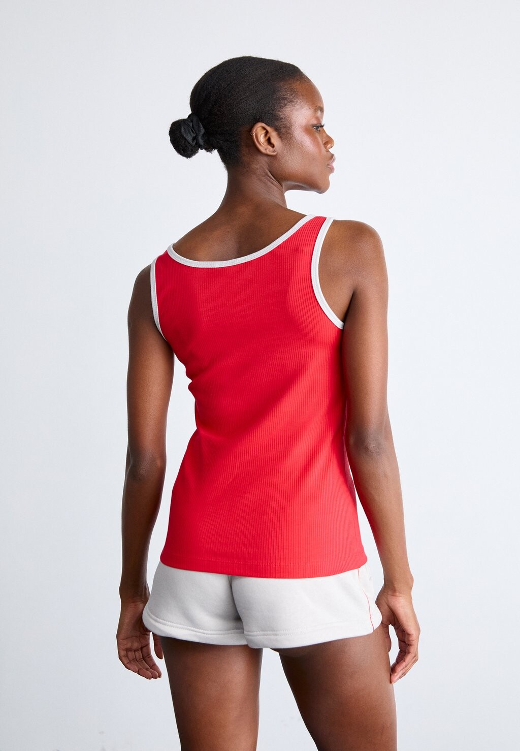 

Топ TANK Nike, красный