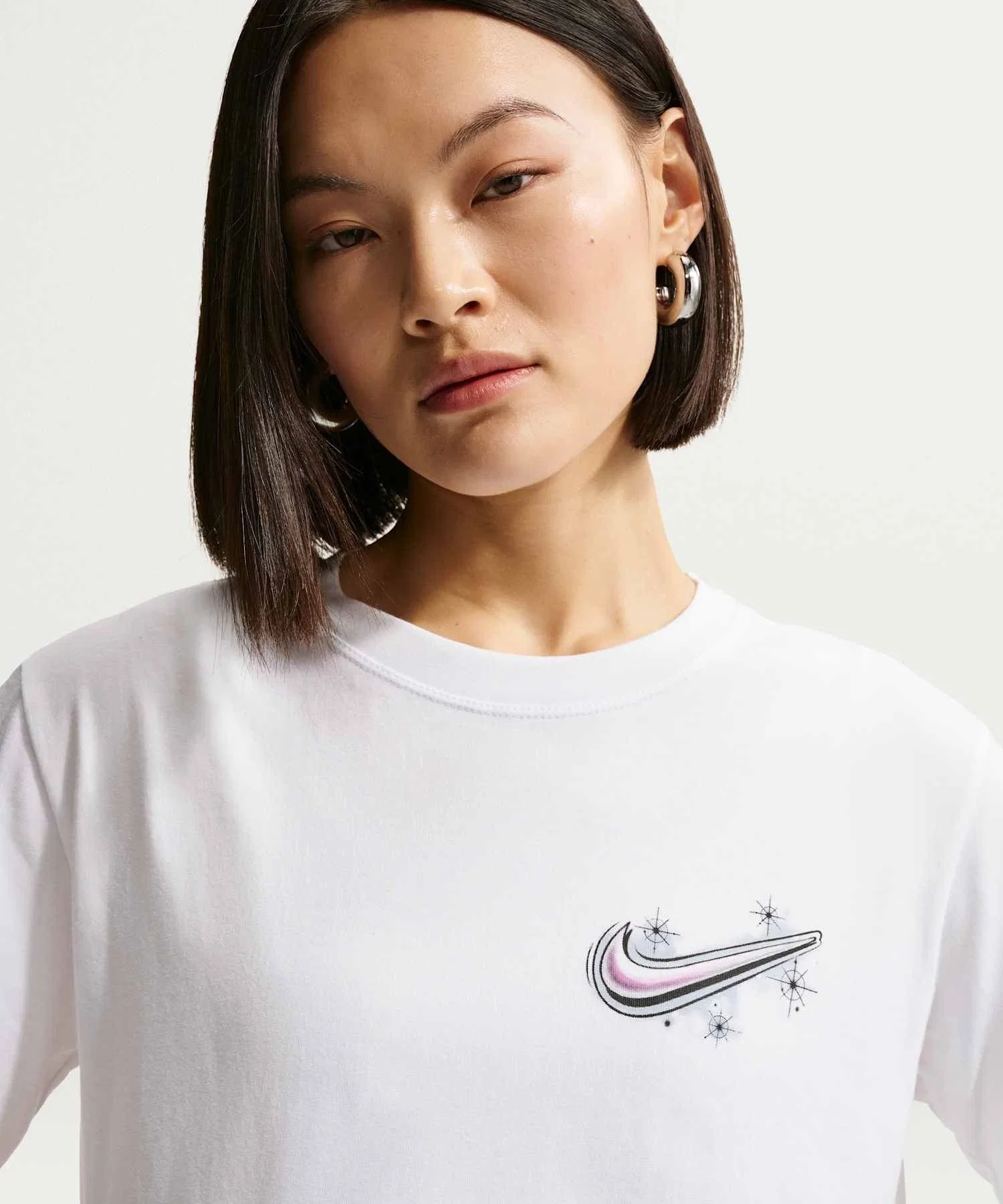 Женская футболка NIKE Sportswear Classic — фото 3