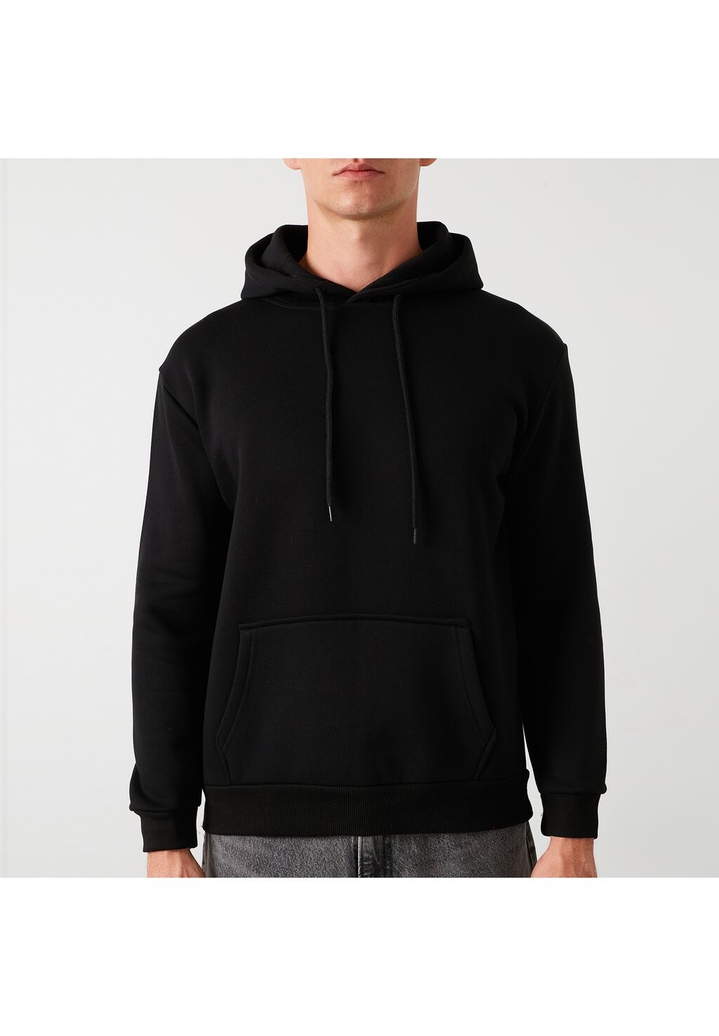

Толстовка с капюшоном SLIM FIT Buratti, черный