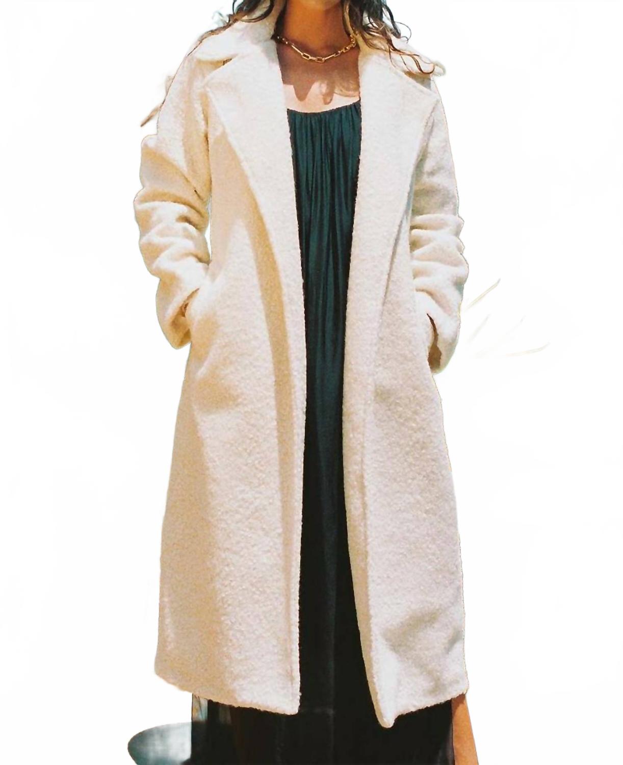 

Scandal Italy Пальто Rowan Front Tie Coat цвета слоновой кости