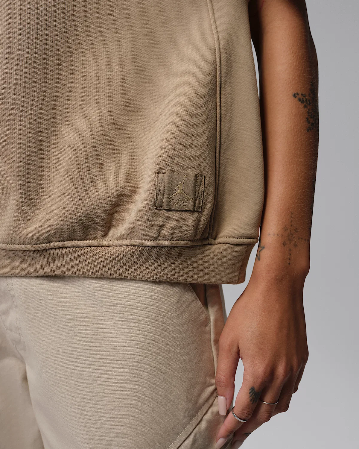 Женский жилет Jordan Flight Fleece, Khaki/Limestone — фото 4