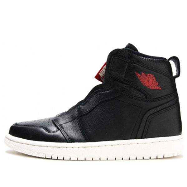 

Кроссовки (WMNS) Air Jordan 1 Retro High Zip 'Black Gym Red Phantom', черный