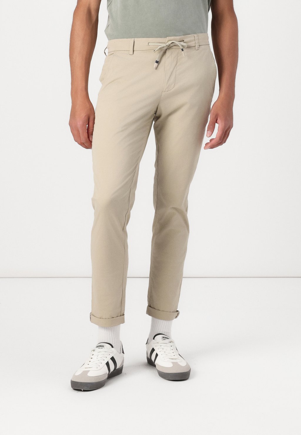 

Чиносы JPSTMARCO SUNNY Jack & Jones, серо-коричневый