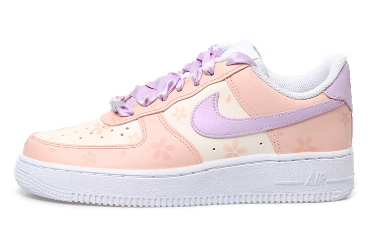 

Женские кроссовки для скейтбординга Nike Air Force 1