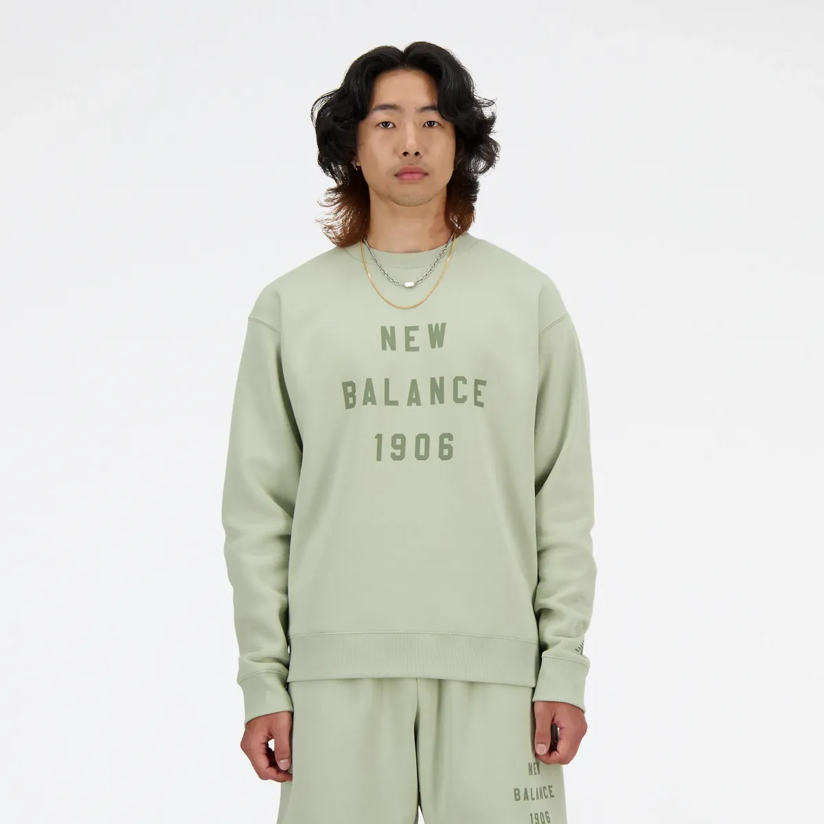 

Толстовка New Balance с капюшоном, цвет Olivine