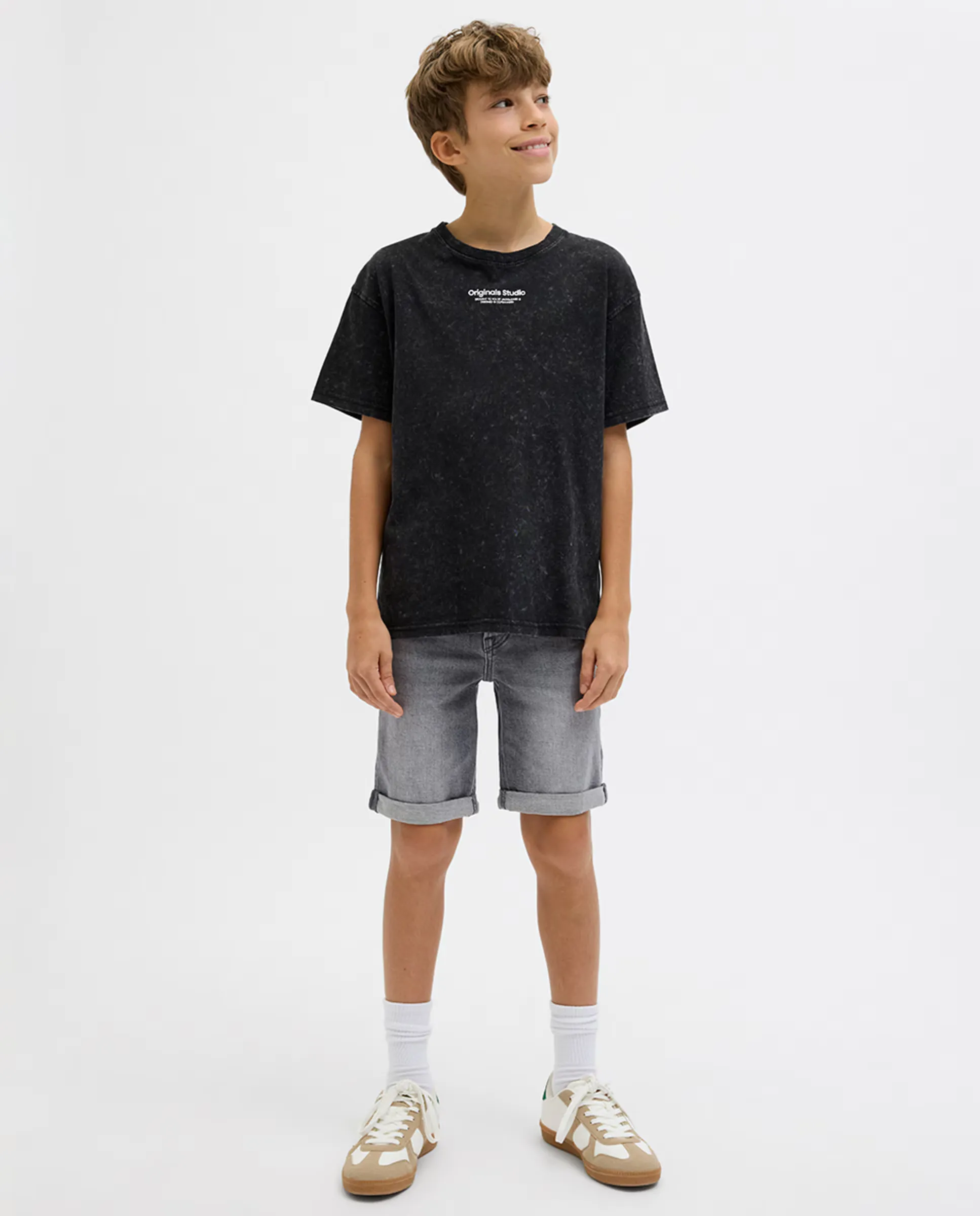 

Бермуды джинсовые для мальчика regular fit Jack & Jones, серый