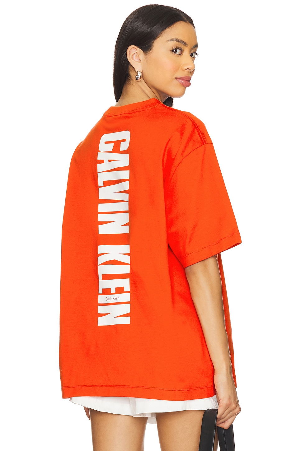 

Футболка с вертикальным логотипом Calvin Klein, red alert