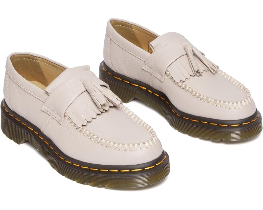 

Лоферы Dr. Martens Adrian, цвет Vintage Taupe