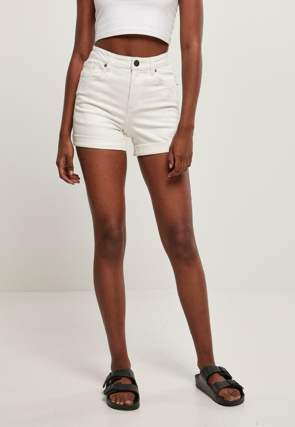 

Джинсовые шорты Urban Classics, цвет Offwhite Raw