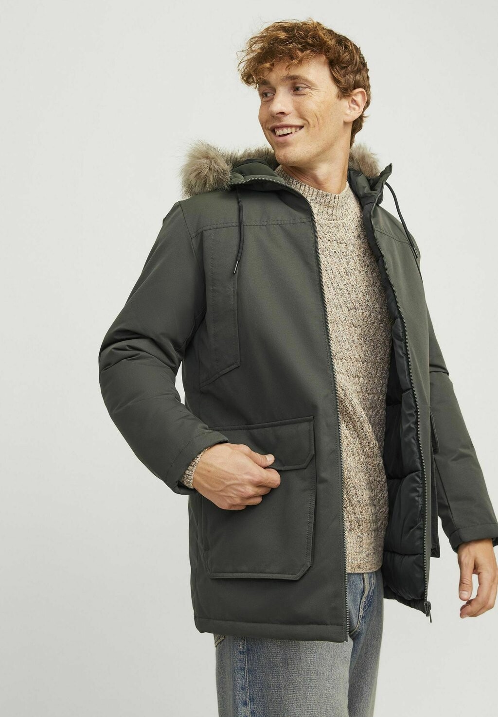 

Зимнее пальто Jack & Jones, оливковый