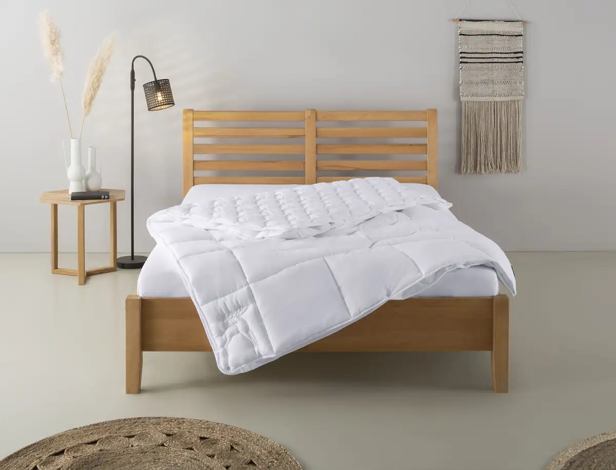 

Одеяло Älgdröm из микрофибры "Tylösand duvet 135х200 см 200х200 см, белый
