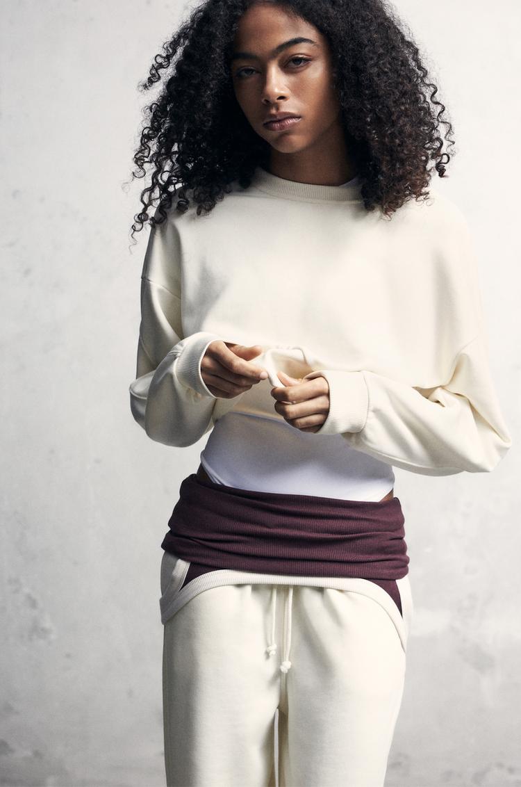 

Укороченная толстовка Pull And Bear, бежевый