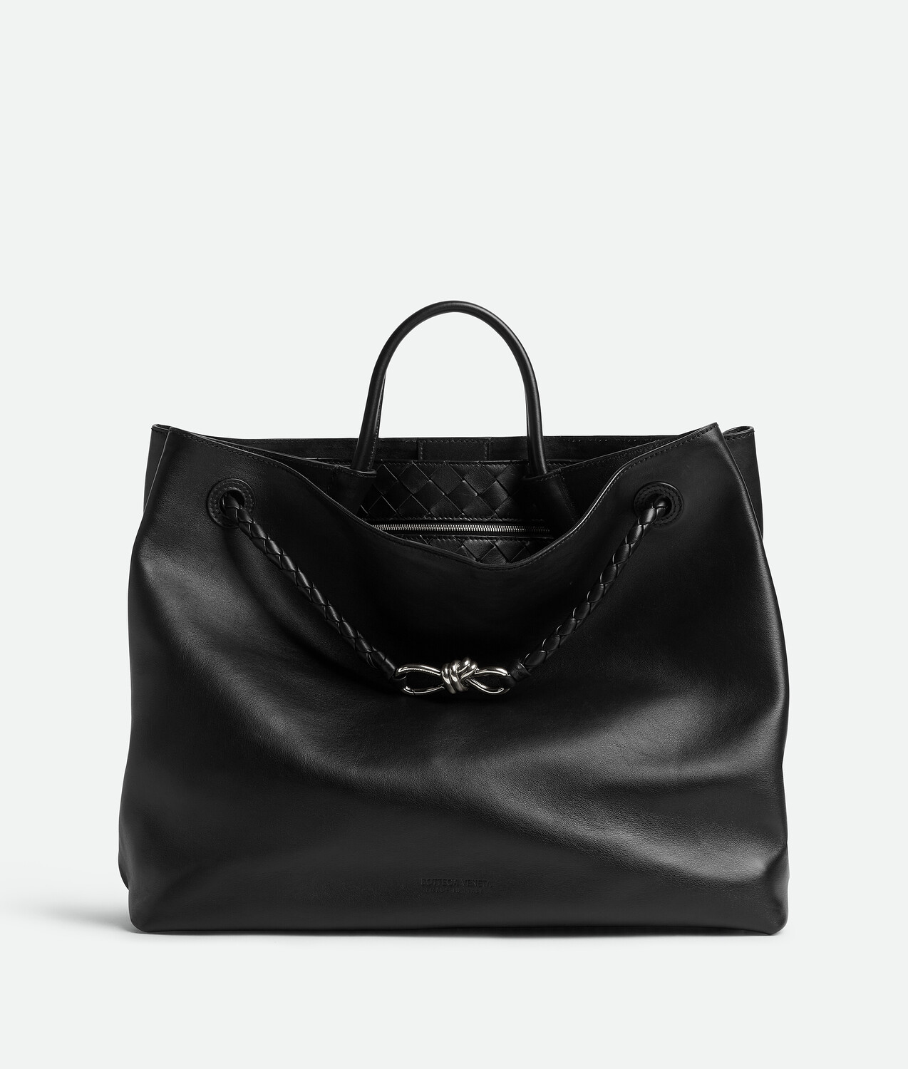 

Сумка Bottega Veneta, черный