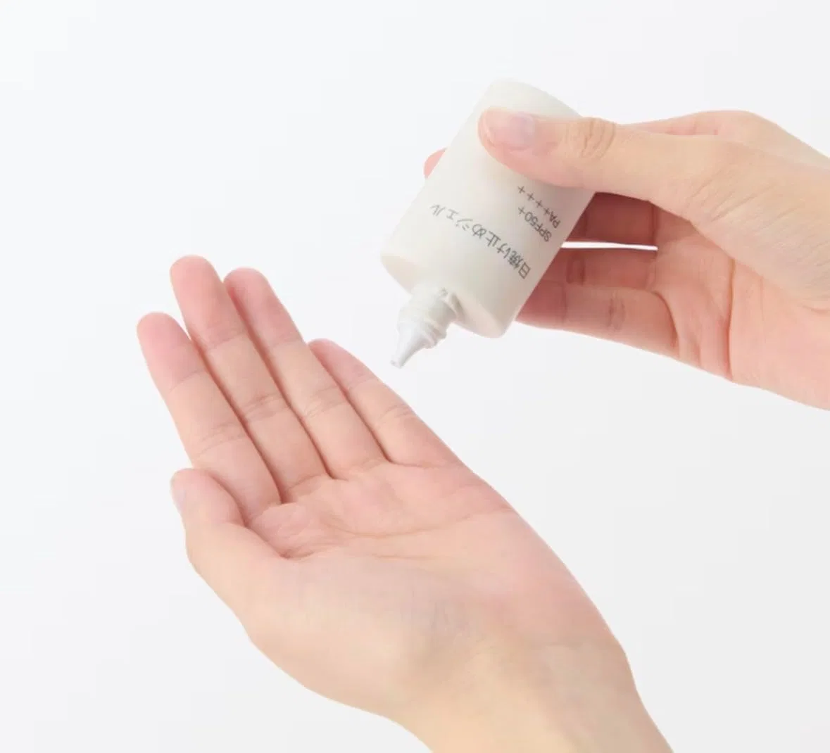 Солнцезащитное молочко MUJI SPF50+ PA++++ 30 г — фото 3