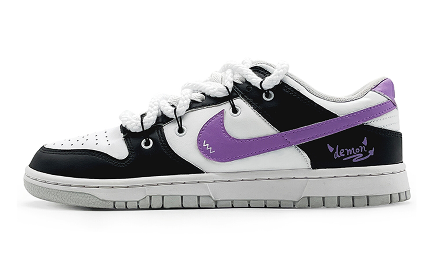 

Кроссовки Nike Dunk Skateboarding Shoes Women's Low-top Black/purple/white, черный