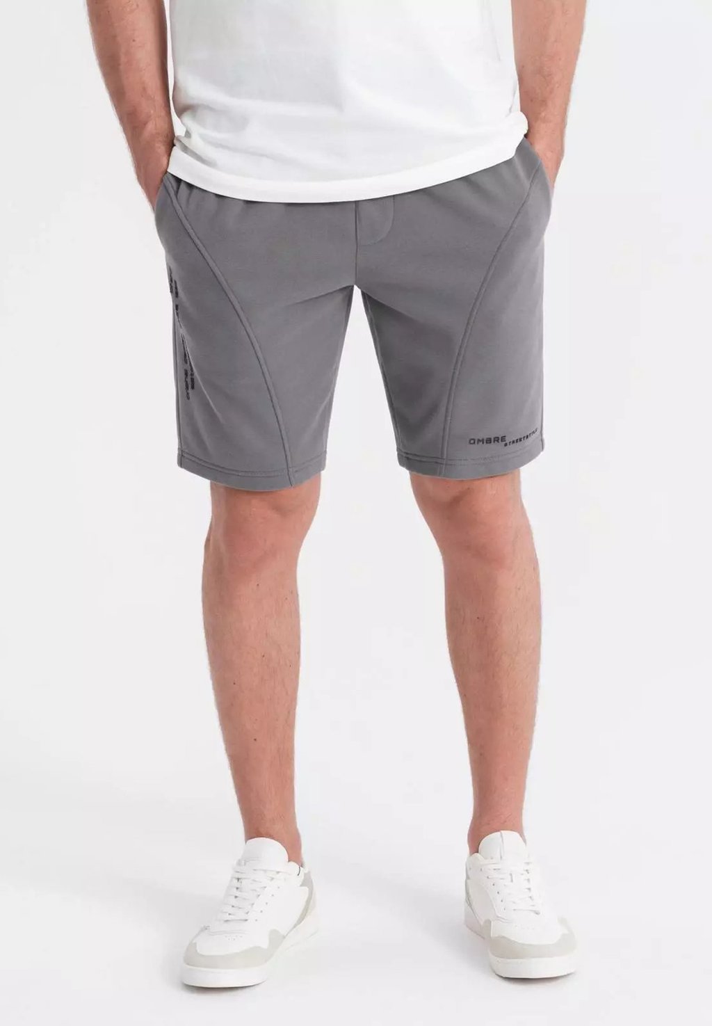

Шорты Pantaloni sportivi Ombre, серый