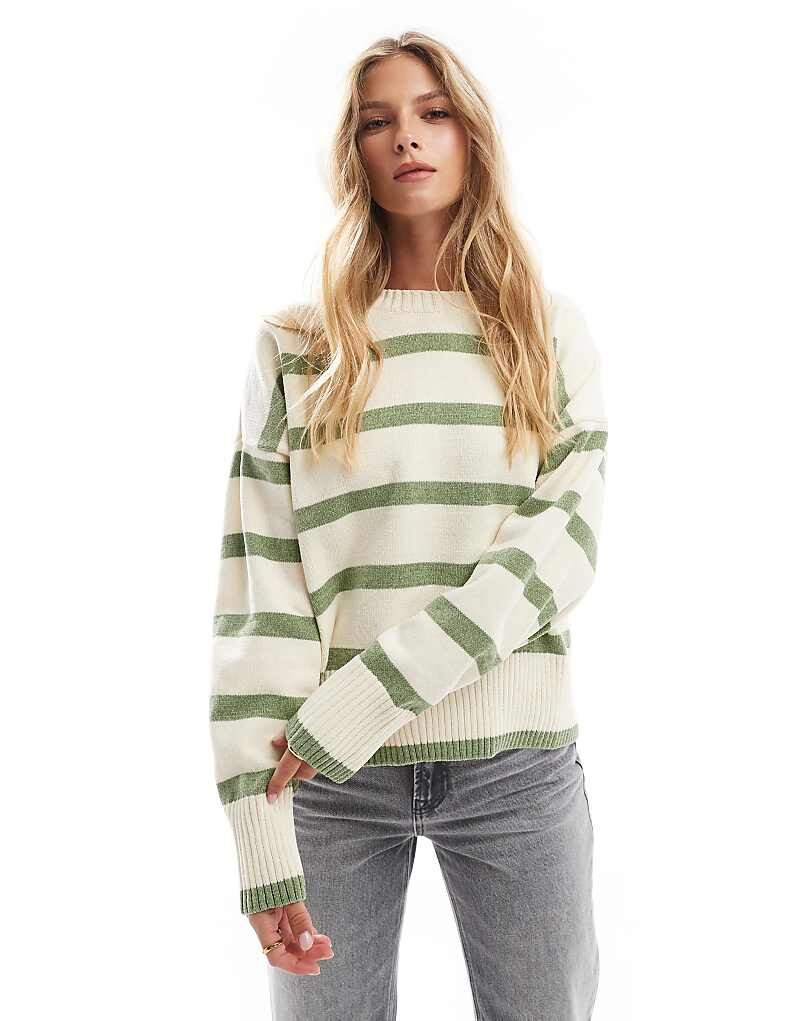 

Свитер из синели в полоску Pull&Bear белого цвета с хаки
