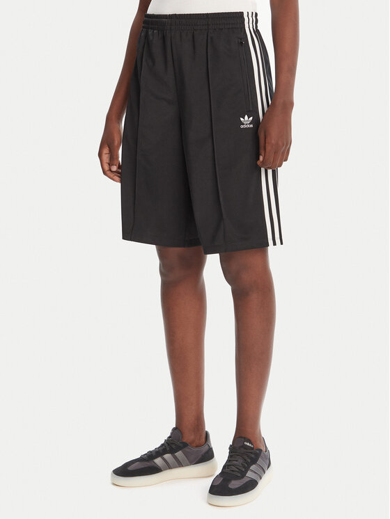 

Спортивные шорты loose fit adicolor Firebird JD0286 Adidas, чёрный