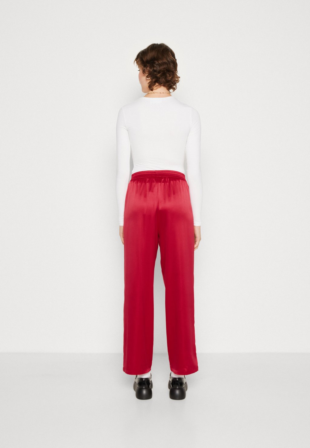 

Брюки ONLVICTORIA PANT ONLY, красный