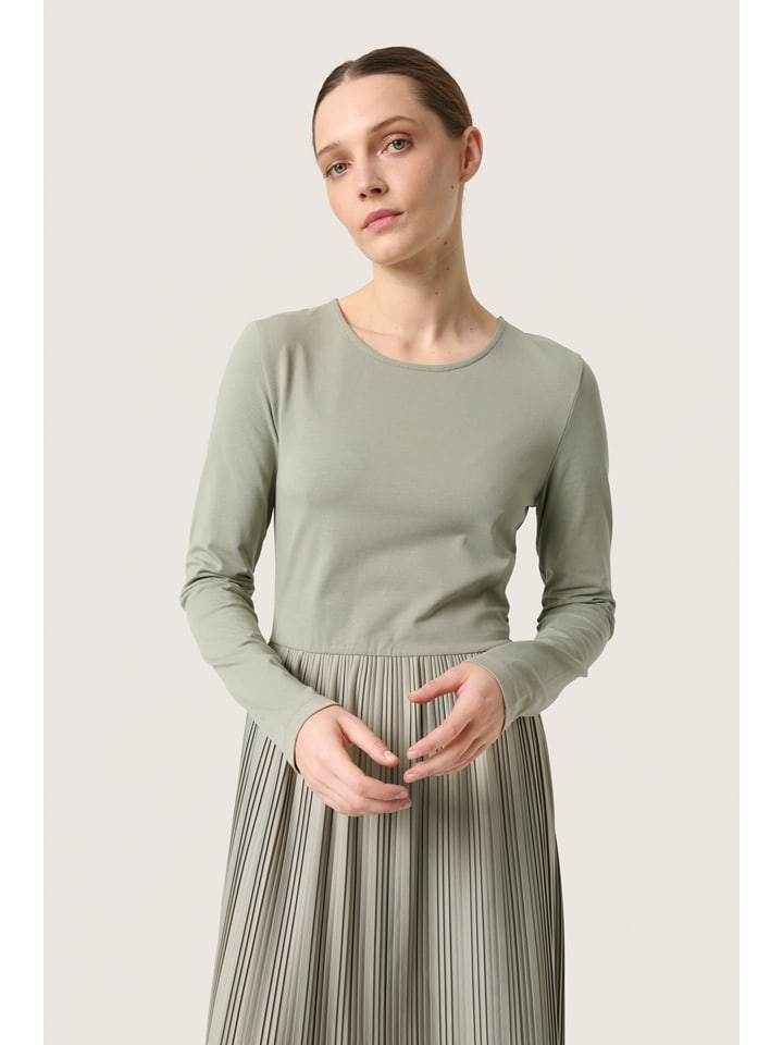 

Платье "Soaked in Luxury" серого цвета