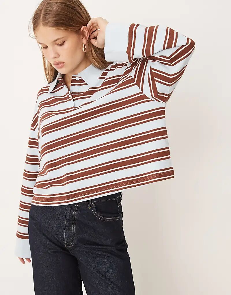 

Текстурированный топ-поло с воротником-поло ASOS DESIGN в сине-шоколадную полоску