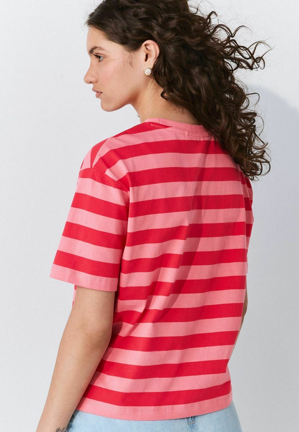 Футболка с принтом REGULAR FIT SHORT SLEEVE EMBELLISHED Next, розовый — фото 2